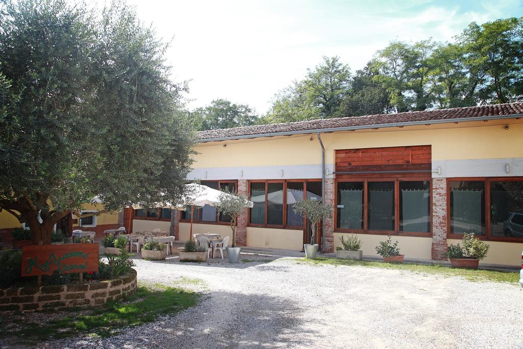 Вілла Agriturismo Licensi Del Bresa Монцамбано Номер фото